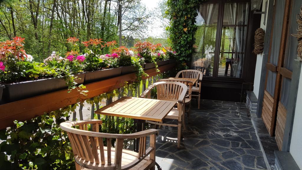 Chalet Sur Lesse 호텔 마이신 외부 사진
